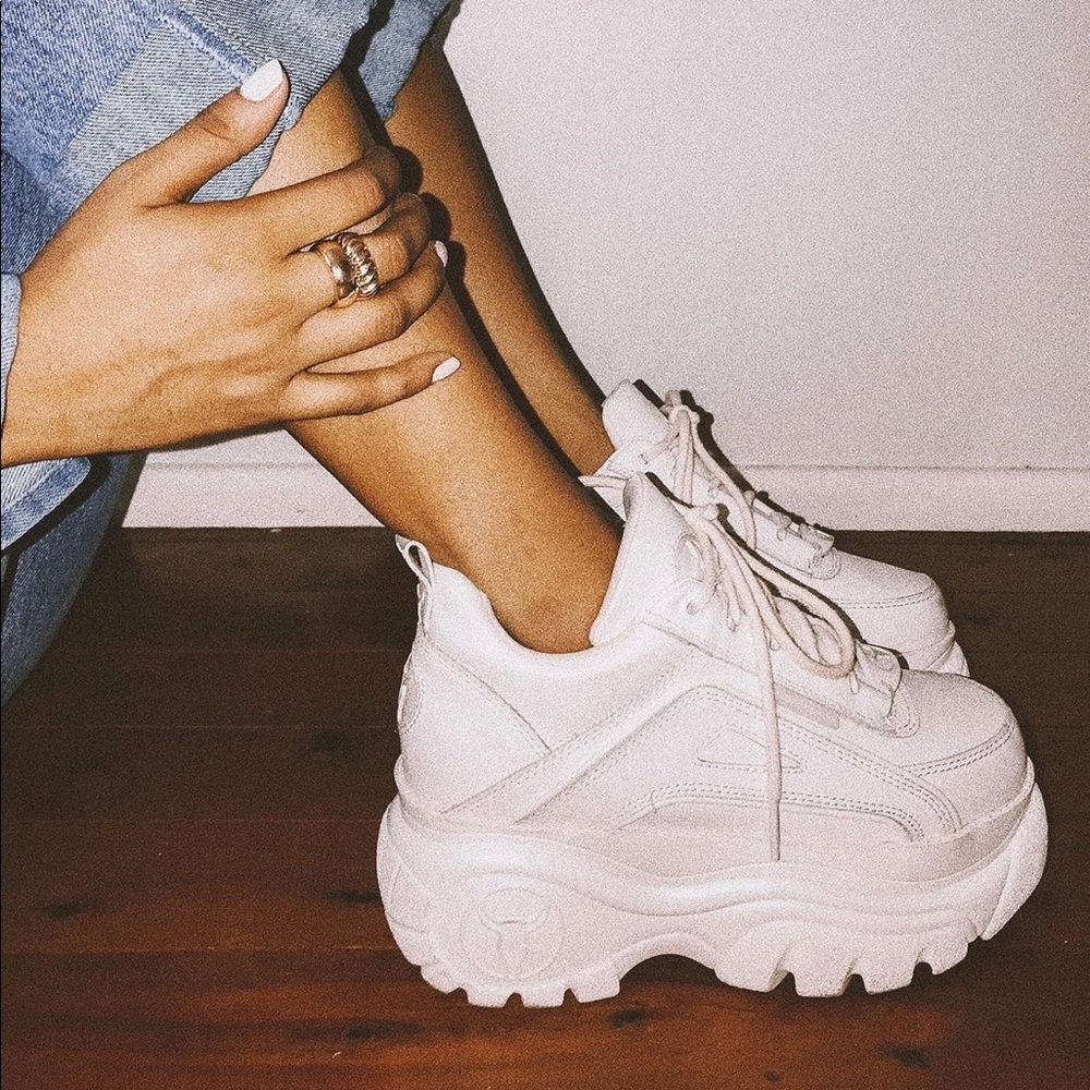 Platform sneakers